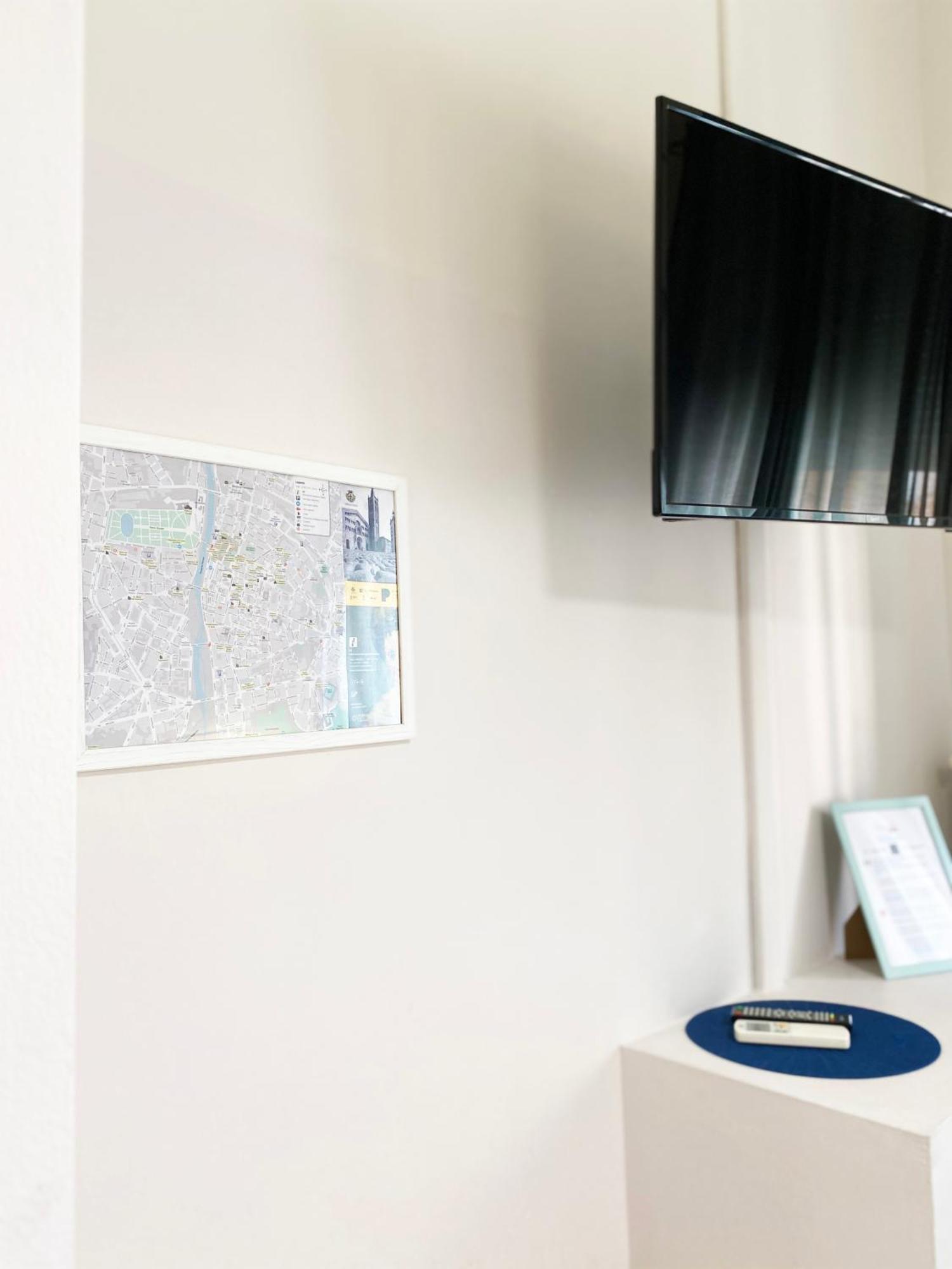 Easyrooms One Parma Ngoại thất bức ảnh