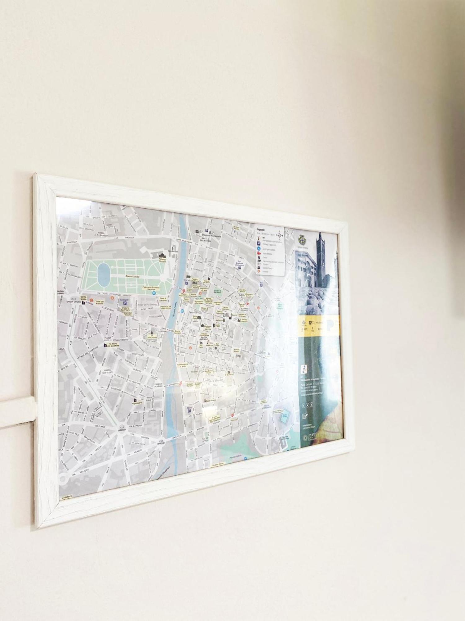 Easyrooms One Parma Ngoại thất bức ảnh