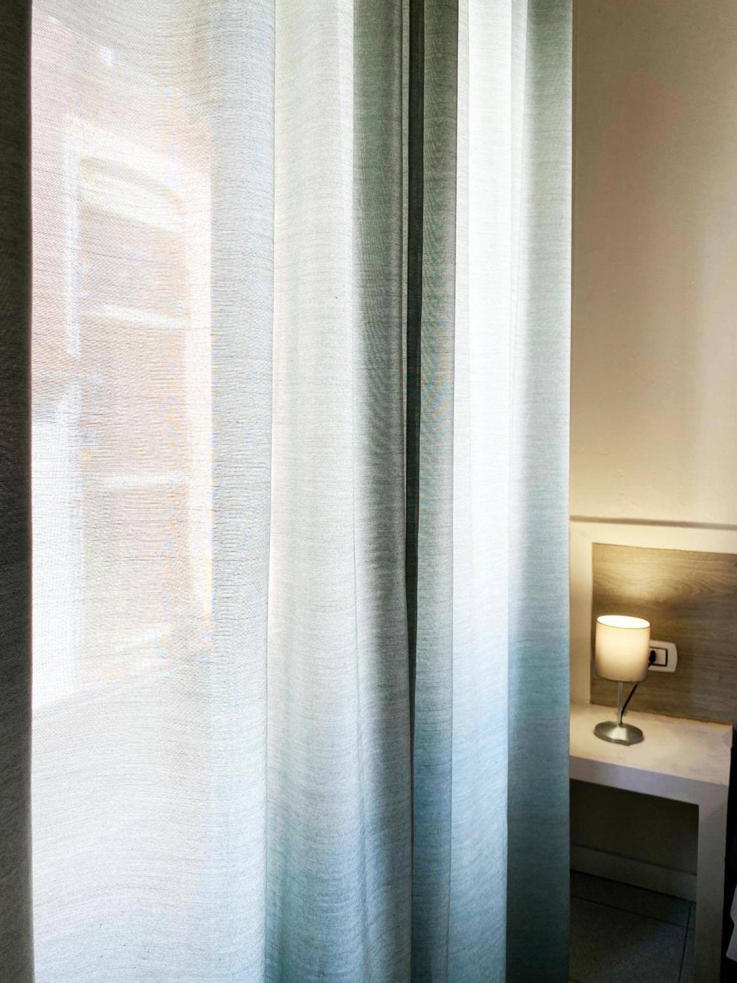 Easyrooms One Parma Ngoại thất bức ảnh
