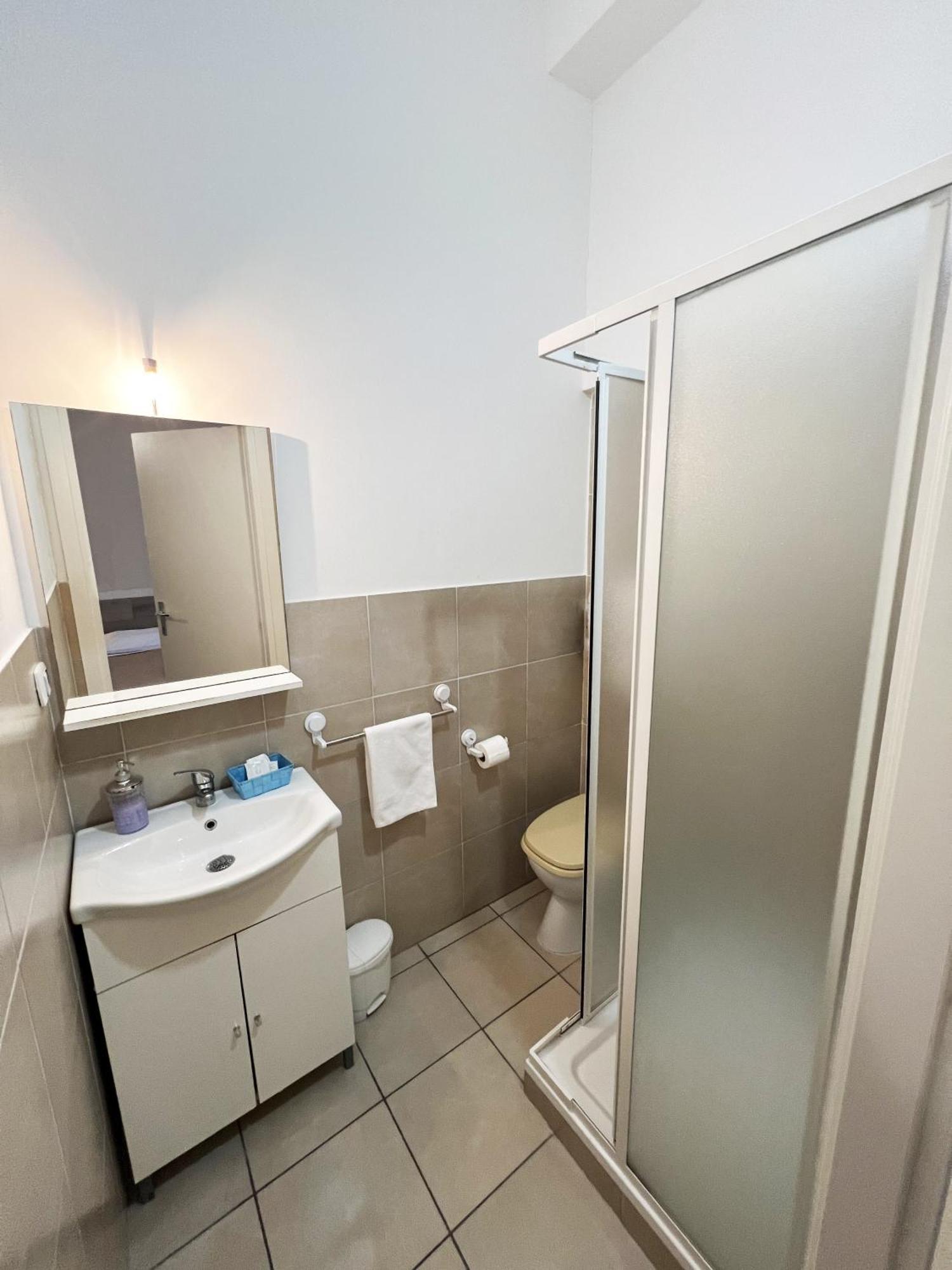 Easyrooms One Parma Phòng bức ảnh