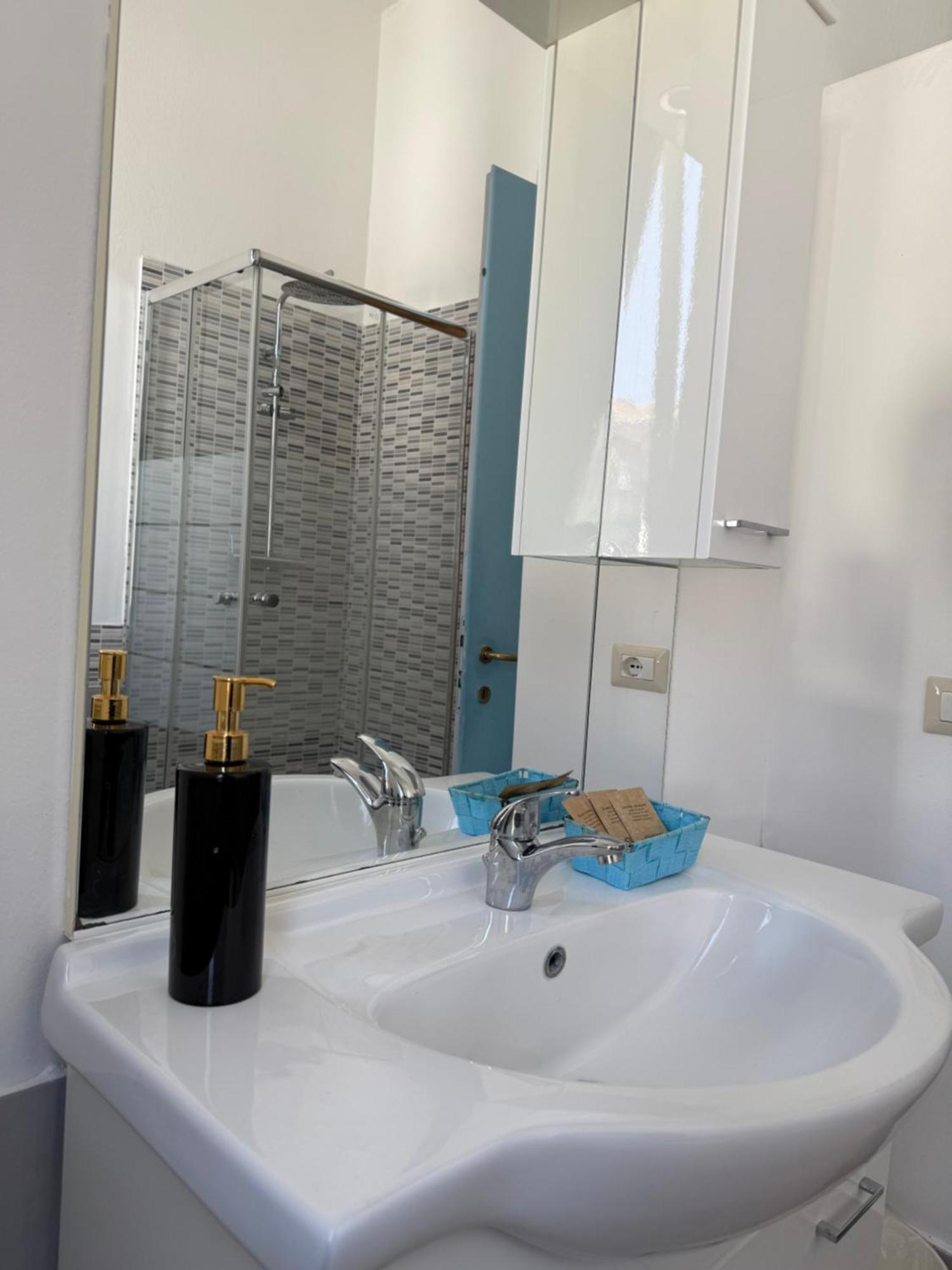 Easyrooms One Parma Ngoại thất bức ảnh