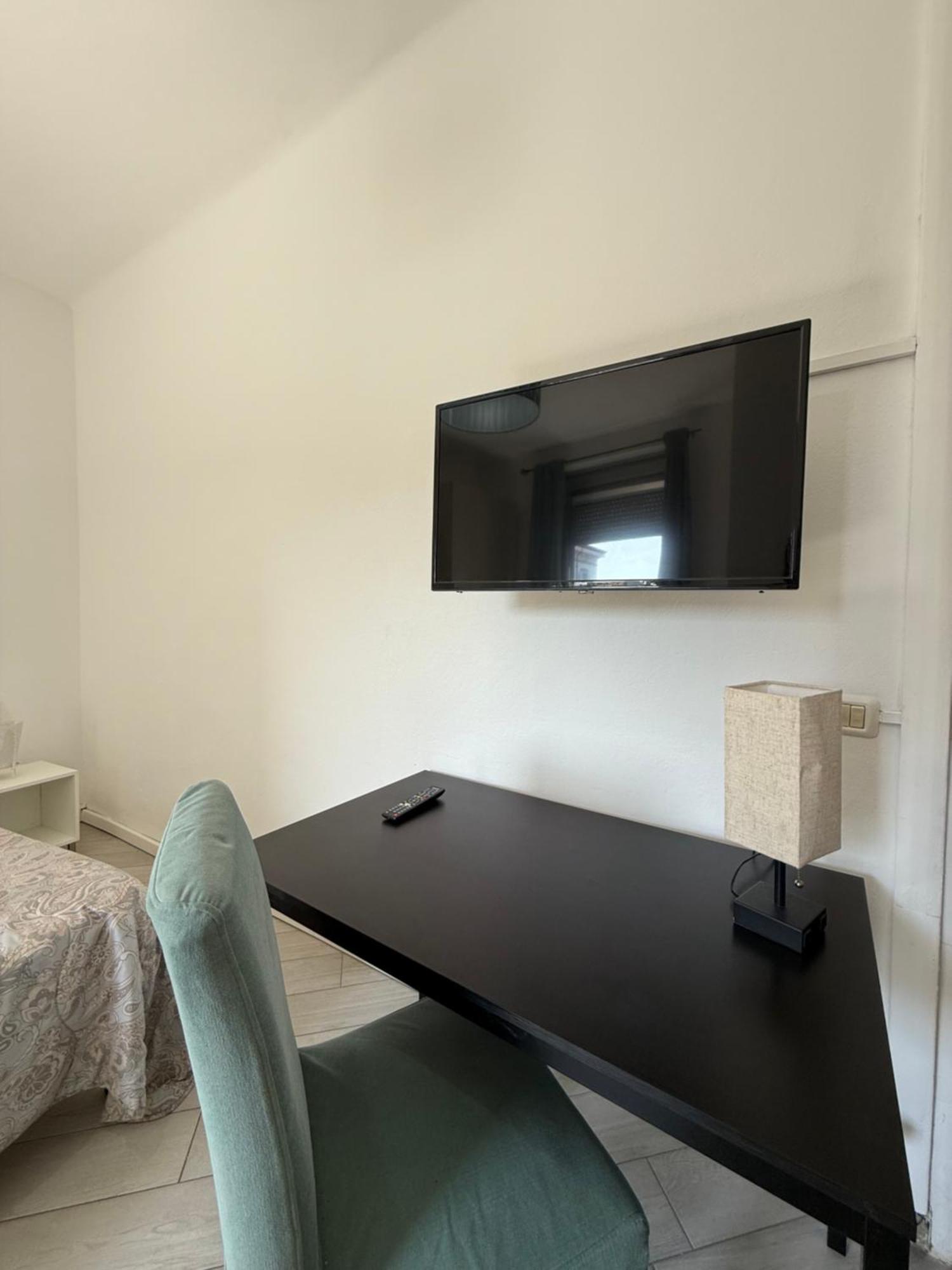 Easyrooms One Parma Ngoại thất bức ảnh